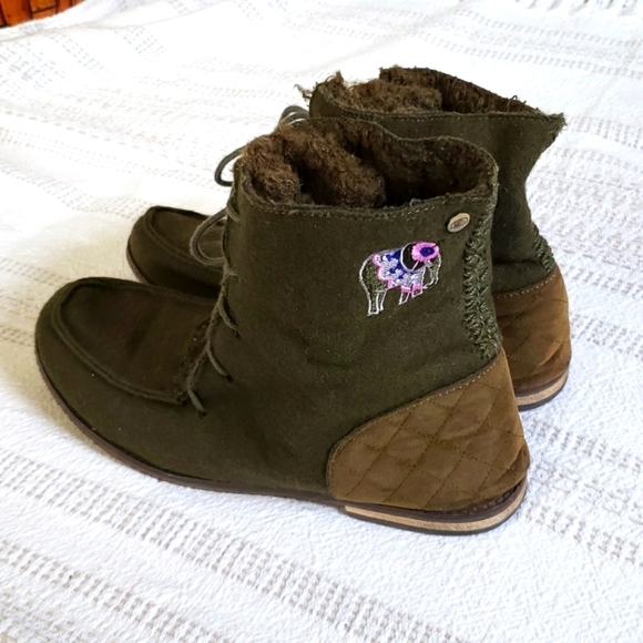 Sak Roots green and brown Sherpa boot, embroidery, elephant, women's size 10 - Picture 1 of 12